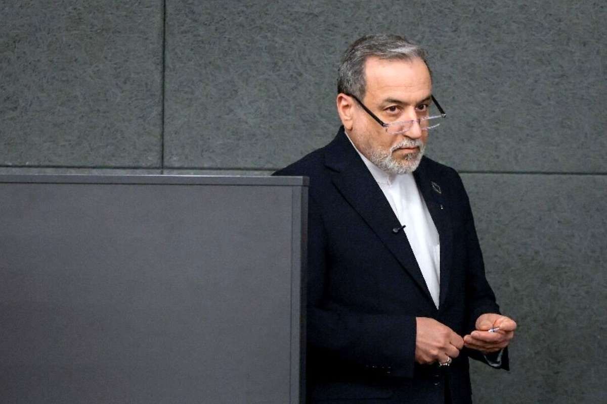 ادعای خبرنگار رسانه پاکستانی: عراقچی امشب برای سفری یک شبه وارد پاکستان خواهد شد ادعای خبرنگار رسانه پاکستانی: عراقچی امشب برای سفری یک شبه وارد پاکستان خواهد شد
