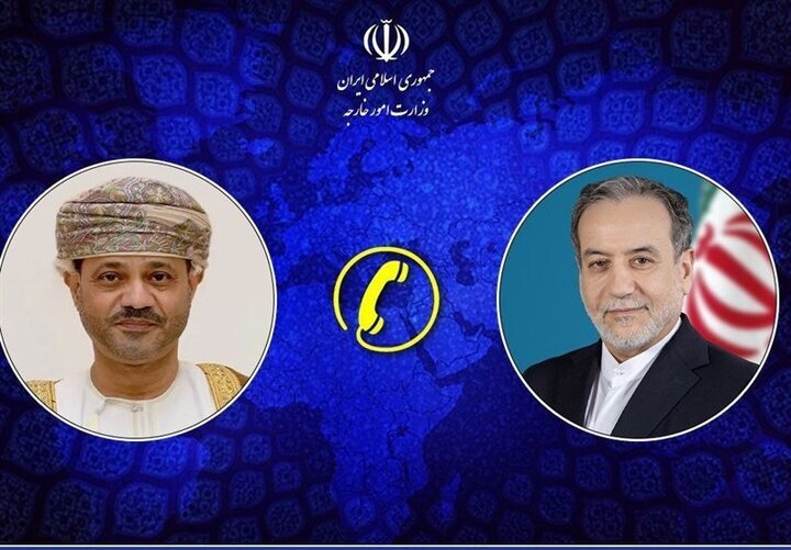 عراقچی با وزیرخارجه عمان گفتگو کرد عراقچی با وزیرخارجه عمان گفتگو کرد