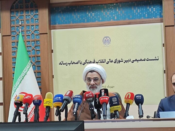خسروپناه: برخی سهمیه‌های کنکور ناعادلانه است؛ احتمال بازنگری در ظرفیت پزشکی سال آینده