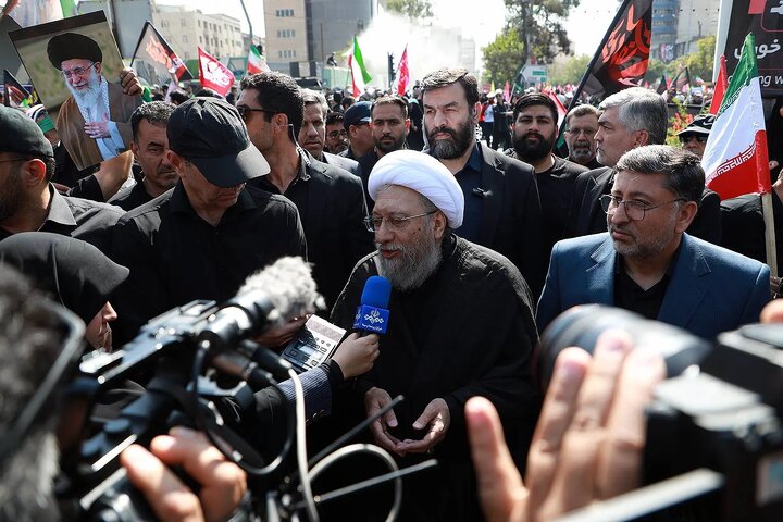 آملی لاریجانی: ایران حول محور آیت‌الله سیدمجتبی خامنه‌ای راه رهبر شهید را ادامه می‌دهد