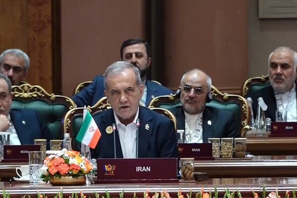 پزشکیان: ما در بریکس باید در برابر عادیسازی حمله به زیرساختهای غیرنظامی و حیاتی ایستادگی کنیم پزشکیان: ما در بریکس باید در برابر عادیسازی حمله به زیرساختهای غیرنظامی و حیاتی ایستادگی کنیم