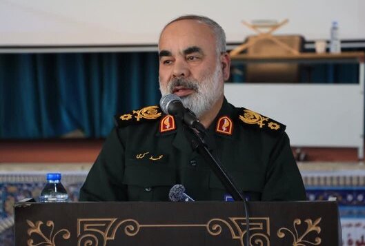 فرمانده نیروی زمینی سپاه: دشمن آمریکایی - صهیونی گروهکهای تروریستی را در جنوب شرق و شمالغرب ایران برای حمله به ایران کاملا آماده کرده بود | ارتش و سپاه تروریستهای تجزیهطلب را در هم کوبیدند فرمانده نیروی زمینی سپاه: دشمن آمریکایی - صهیونی گروهکهای تروریستی را در جنوب شرق و شمالغرب ایران برای حمله به ایران کاملا آماده کرده بود | ارتش و سپاه تروریستهای تجزیهطلب را در هم کوبیدند