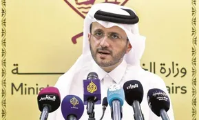  قطر: دوحه همچنان در حال انتقال پیام میان دو طرف آمریکایی و ایرانی است