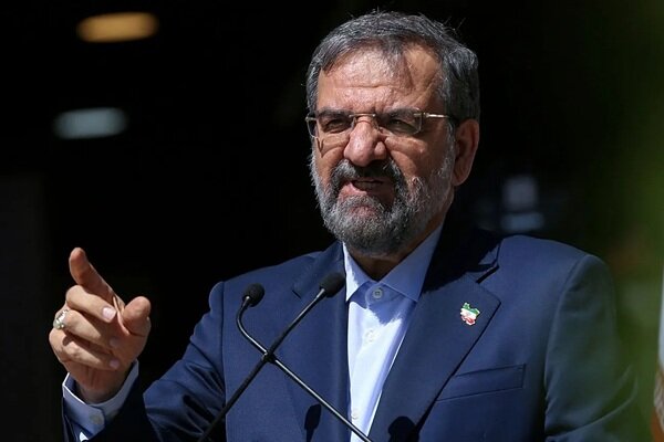 دبیر شورای عالی امنیت ملی: واشنگتن از موشک‌های جدید ایران هشدار واضحی دریافت کرد