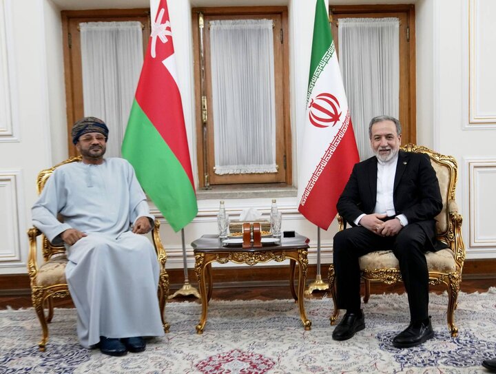 دیدار وزیر خارجه عمان با عراقچی در تهران | محور اصلی گفتوگوها در خصوص چیست؟ دیدار وزیر خارجه عمان با عراقچی در تهران | محور اصلی گفتوگوها در خصوص چیست؟