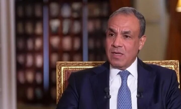وزیر امور خارجه مصر:  قاهره برای دستیابی به راه‌حلی مسالمت‌آمیز و از سرگیری روند مذاکرات ایران تلاش می‌کند