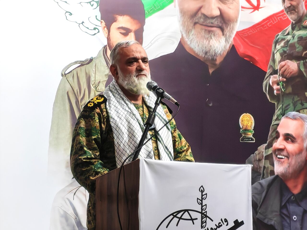 سردار نقدی: هر زمان که مسئولان و رهبر انقلاب به ما مجوز دهند، برد سلاحهای خود را متناسب با نیاز میدان نبرد افزایش خواهیم داد سردار نقدی: هر زمان که مسئولان و رهبر انقلاب به ما مجوز دهند، برد سلاحهای خود را متناسب با نیاز میدان نبرد افزایش خواهیم داد