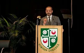 وزیر خارجه عمان: امنیت خلیج فارس با مشارکت ایران، عراق و ۶ کشور عربی تضمین می‌شود