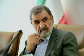 دبیر شورای عالی امنیت ملی: در مورد احتمال تغییر دکترین هسته‌ای، هنوز به فتوای رهبری شهید پایبند هستیم؛ با این حال نمی‌دانیم در آینده چه اتفاقی خواهد افتاد