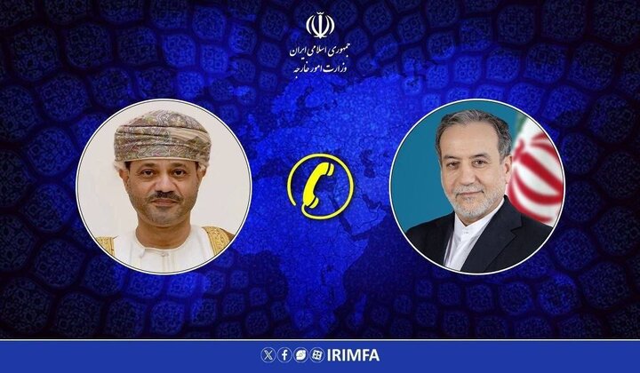 آینده تنگه هرمز چه می‌شود؟ | روایت عراقچی از رایزنی تلفنی خود با وزیر خارجه عمان
