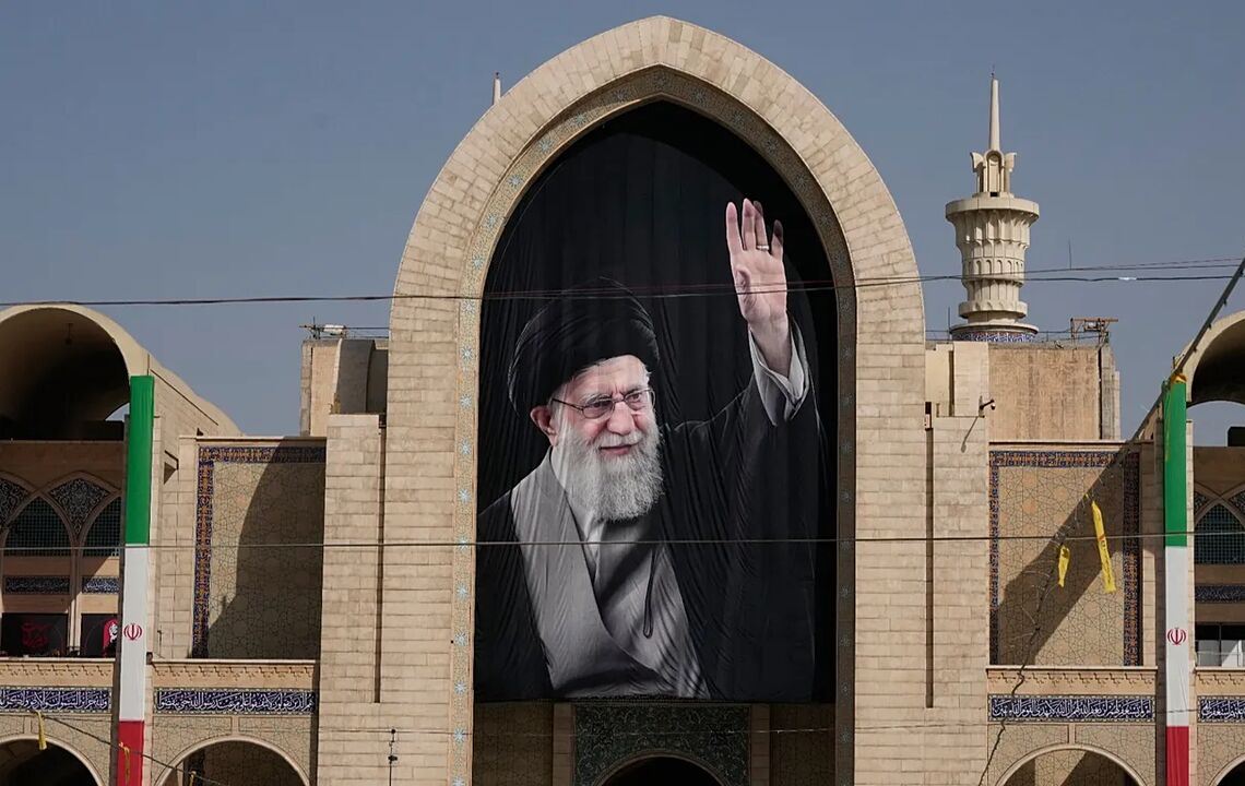بازتاب مراسم تشییع رهبر شهید در یورونیوز؛ ایران میزبان دهها مقام ارشد از کشورهای خارجی است بازتاب مراسم تشییع رهبر شهید در یورونیوز؛ ایران میزبان دهها مقام ارشد از کشورهای خارجی است