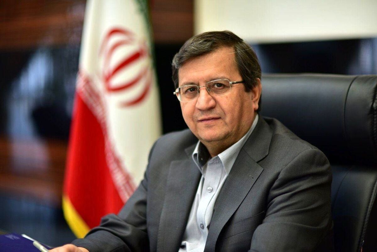 رئیس کل بانک مرکزی با اشاره به رفع محدودیت صادرات نفتی ایران: ۲ میلیارد دلار ارز صنایع تامین میشود رئیس کل بانک مرکزی با اشاره به رفع محدودیت صادرات نفتی ایران: ۲ میلیارد دلار ارز صنایع تامین میشود