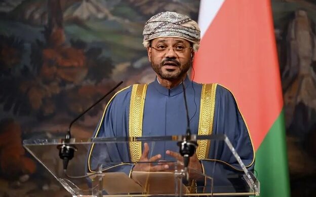 عمان: نهایی شدن توافق با ایران درباره تنگه هرمز به نتایج مذاکرات میان تهران و واشنگتن بستگی دارد عمان: نهایی شدن توافق با ایران درباره تنگه هرمز به نتایج مذاکرات میان تهران و واشنگتن بستگی دارد