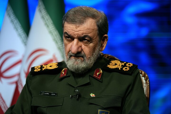 محسن رضایی خطاب به اروپا: جنگ و ترور بی‌هزینه نیست؛ حالا نوبت شماست