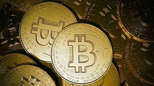 بیتکوین از مرز ۸۰ هزار دلار عقبنشینی کرد بیتکوین از مرز ۸۰ هزار دلار عقبنشینی کرد