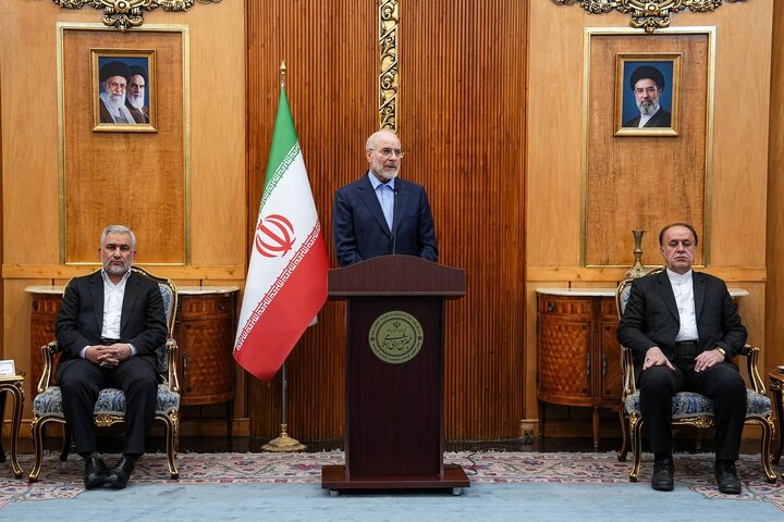 قالیباف قبل از عزیمت به بغداد: شاهد نظم جدیدی در منطقه خواهیم بود | به نمایندگی از رهبر انقلاب در مراسم اربعین امام شهید در کربلا حضور خواهم یافت قالیباف قبل از عزیمت به بغداد: شاهد نظم جدیدی در منطقه خواهیم بود | به نمایندگی از رهبر انقلاب در مراسم اربعین امام شهید در کربلا حضور خواهم یافت