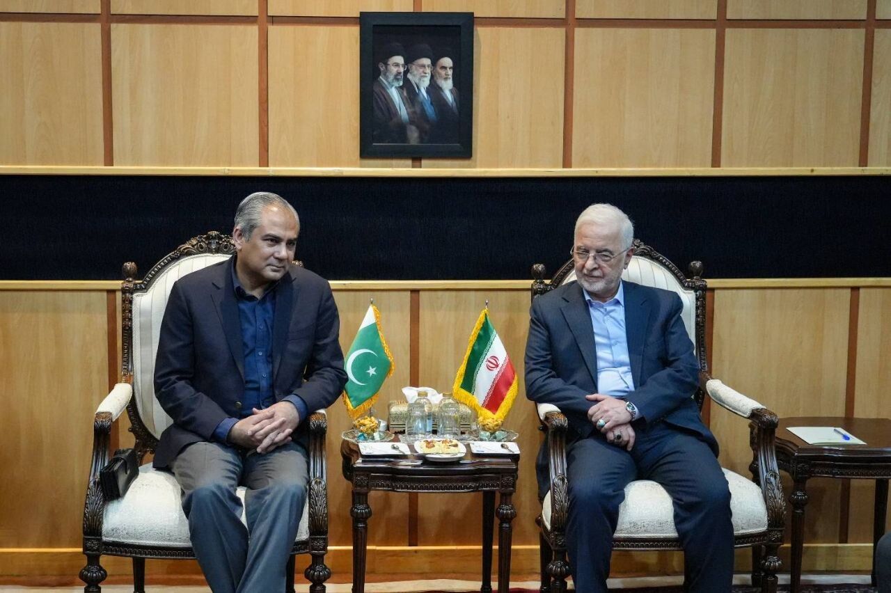 دیدار و گفتوگوی وزیران کشور ایران و پاکستان دیدار و گفتوگوی وزیران کشور ایران و پاکستان