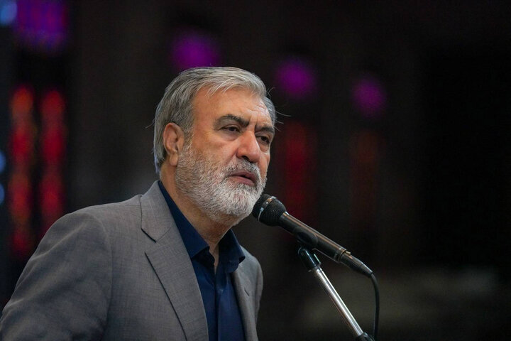 رئیس کمیسیون امنیت ملی مجلس خطاب به وزیر خزانه‌داری آمریکا: ما می‌دانیم چگونه جنگ را پایان دهیم