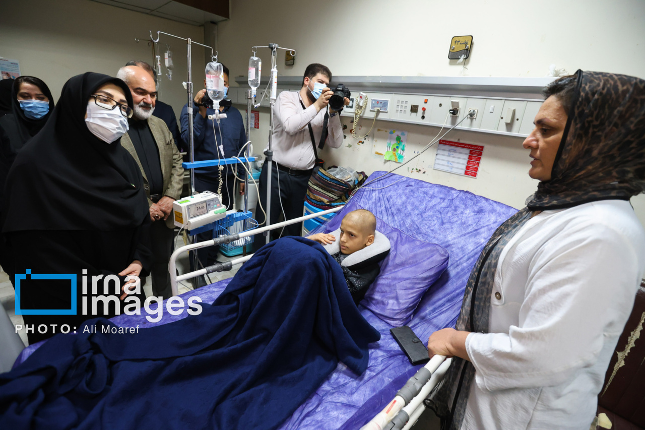 بازدید مهاجرانی از بیمارستان شهید بقایی اهواز بازدید مهاجرانی از بیمارستان شهید بقایی اهواز