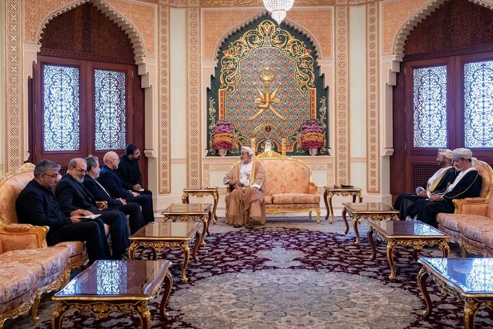 جزئیات دیدار قالیباف و عراقچی با سلطان عمان جزئیات دیدار قالیباف و عراقچی با سلطان عمان