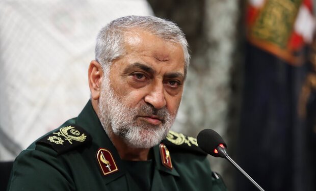 هشدار سردار شکارچی: تداوم جنایات در لبنان برای نیروهای مسلح ایران قابل تحمل نخواهد بود هشدار سردار شکارچی: تداوم جنایات در لبنان برای نیروهای مسلح ایران قابل تحمل نخواهد بود