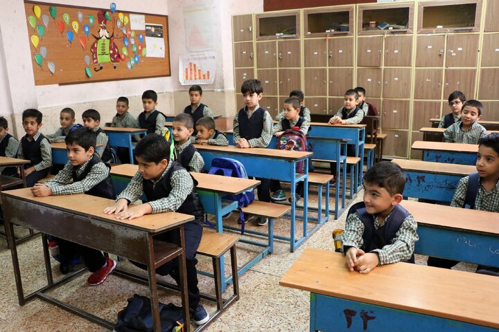 نوسازی ۱۵ هزار کلاس درس در تهران کلید خورد نوسازی ۱۵ هزار کلاس درس در تهران کلید خورد