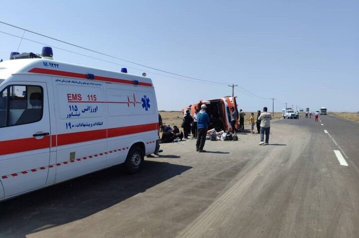 واژگونی اتوبوس در جاده سبزوار به نیشابور + جزئیات واژگونی اتوبوس در جاده سبزوار به نیشابور + جزئیات