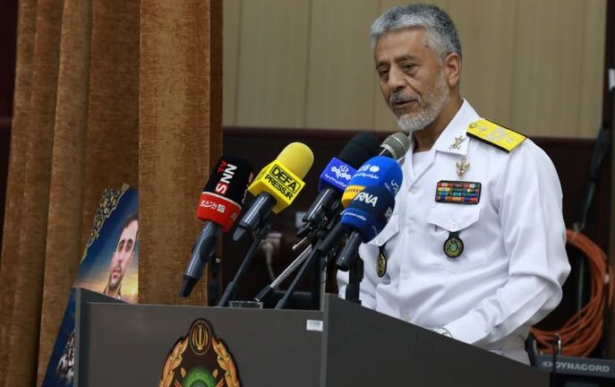 امیر دریادار سیاری: هرگونه عبور از تنگه هرمز باید با هماهنگی انجام شود امیر دریادار سیاری: هرگونه عبور از تنگه هرمز باید با هماهنگی انجام شود