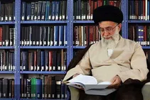 ۳۰۰ کتاب کهنه‌ توسط رهبر شهید انقلاب صحافی شد