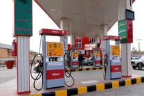 پیشنهاد تعیین نرخ چهارم بنزین برای مصرف‌کنندگان پرمصرف؛ نرخ‌های فعلی تغییر نمی‌کنند؟