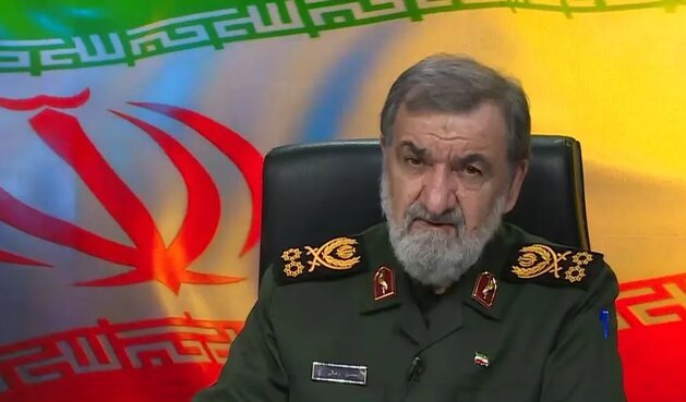 محسن رضایی: ترامپ می‌خواهد فشار را در کنار مذاکرات نگه دارد | آمریکا قصد حمله مجدد کند، کاملا آماده‌ایم