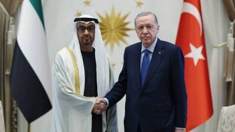 گفتگوی اردوغان و رئیس امارات درباره منطقه گفتگوی اردوغان و رئیس امارات درباره منطقه