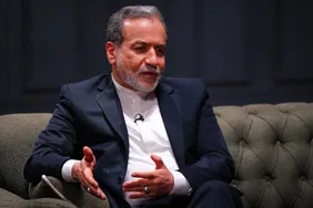ویدیو/ عراقچی: از جمعه ۸ اسفند فضا به‌سمت جنگ رفته بود