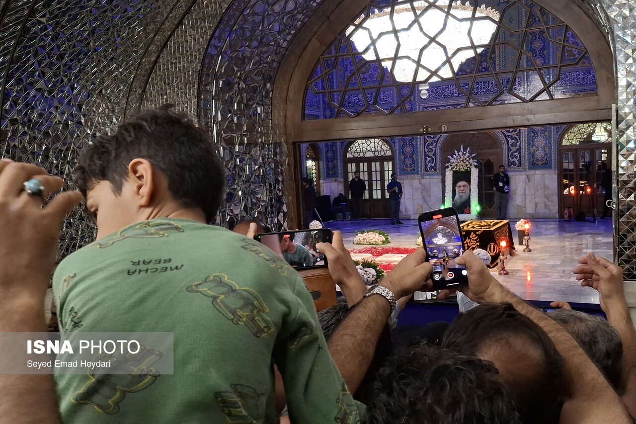 رواق دارالذکر؛ محل تدفین رهبر شهید انقلاب
