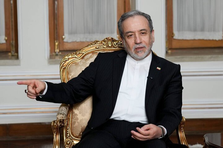 عراقچی: توافق با عمان به معنای بازگشایی تنگه هرمز نیست | شرط ایران برای بازگشایی تنگه هرمز، بازگشت آمریکا به تعهدات خود در تفاهمنامه اسلامآباد است عراقچی: توافق با عمان به معنای بازگشایی تنگه هرمز نیست | شرط ایران برای بازگشایی تنگه هرمز، بازگشت آمریکا به تعهدات خود در تفاهمنامه اسلامآباد است