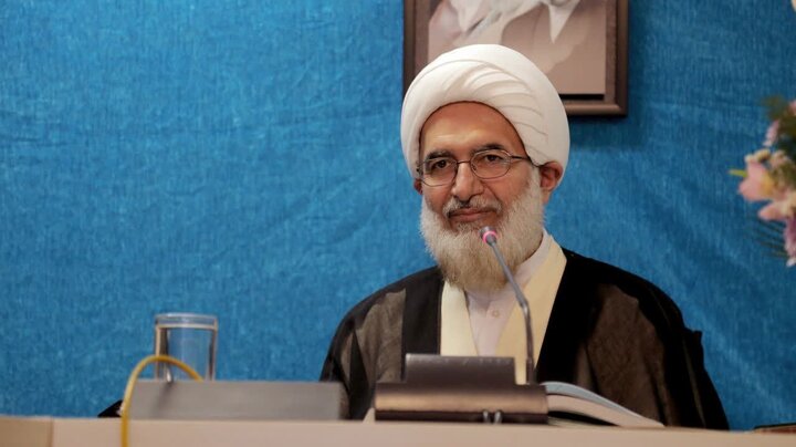 حاج علی اکبری: امام شهید در ۳۷ سال دوران امامت و ولایت و خدمت، دستور کار خود را ایران قوی قرار داد حاج علی اکبری: امام شهید در ۳۷ سال دوران امامت و ولایت و خدمت، دستور کار خود را ایران قوی قرار داد