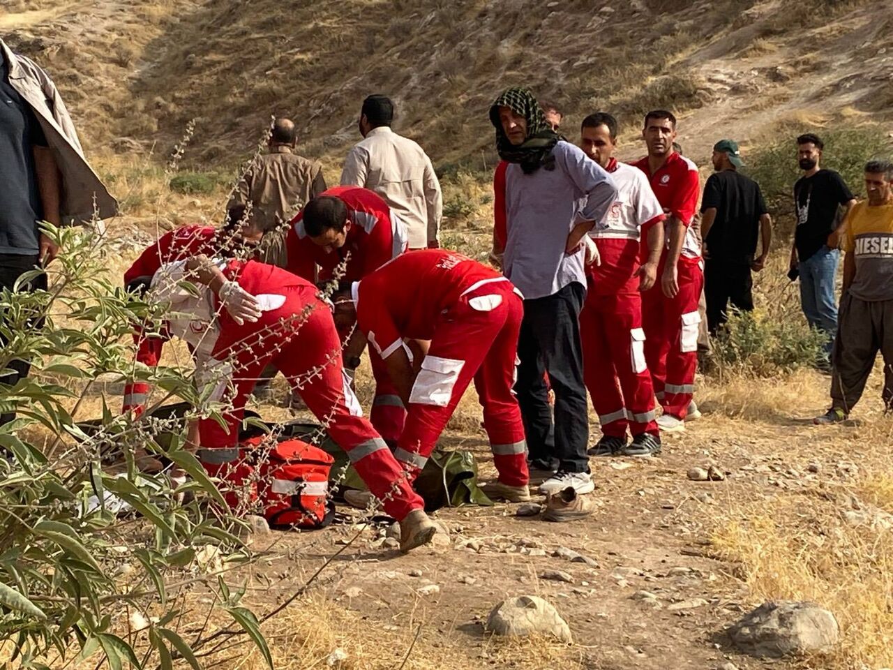 پیکر سومین جانباخته حادثه تونل بدره خارج شد پیکر سومین جانباخته حادثه تونل بدره خارج شد