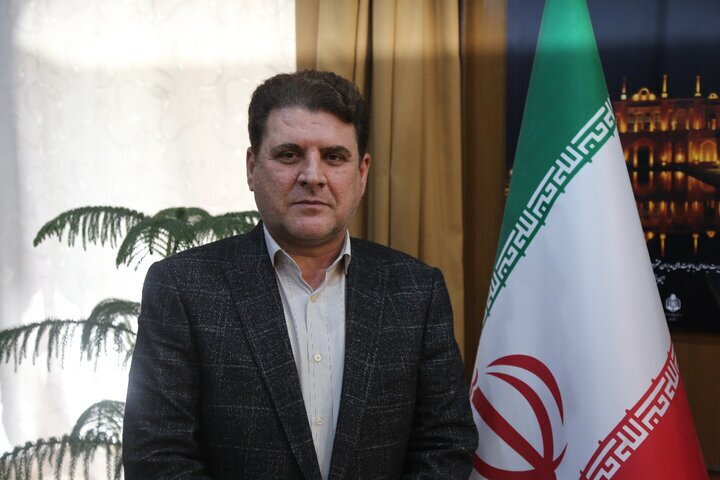 معاون سیاسی وزیر کشور: آماده برگزاری انتخابات شوراها بهصورت تمامالکترونیک هستیم معاون سیاسی وزیر کشور: آماده برگزاری انتخابات شوراها بهصورت تمامالکترونیک هستیم