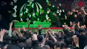 ویدیو/ لحظه ورود پیکر رهبر شهید انقلاب به مراسم وداع