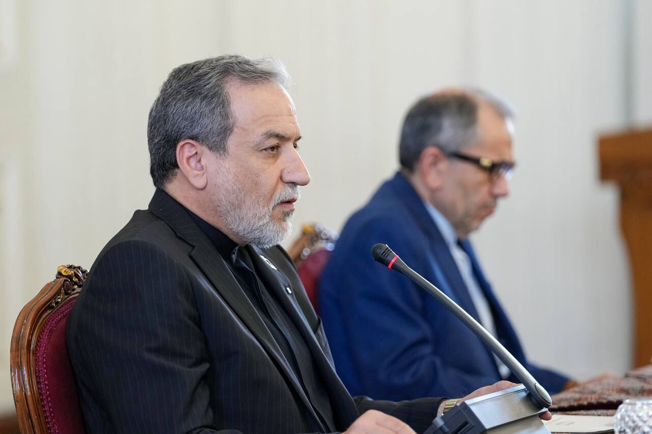 عراقچی: برای تامین منافع و مصالح ملی از همه ظرفیتهای دیپلماتیک استفاده میکنیم عراقچی: برای تامین منافع و مصالح ملی از همه ظرفیتهای دیپلماتیک استفاده میکنیم
