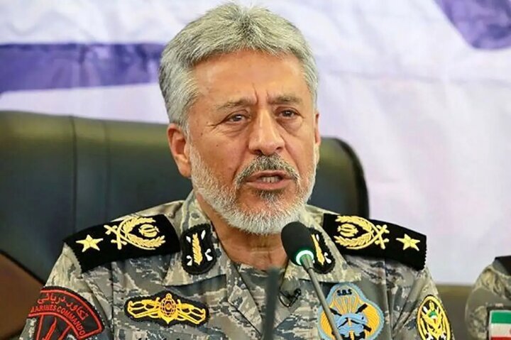 دریادار سیاری: ما مرد میدان هستیم