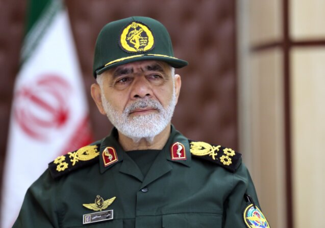 سرلشکر عبداللهی: تسلیم نمیشویم | آمریکاییها بیش از هشتاد سال است که از هیچ کشوری جواب منفی نشنیدهاند سرلشکر عبداللهی: تسلیم نمیشویم | آمریکاییها بیش از هشتاد سال است که از هیچ کشوری جواب منفی نشنیدهاند