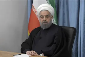 روحانی: یک اقلیتی هستند می‌گویند اگر این جنگ تشدید شود و گسترش بیابد، امام زمان زودتر ظهور می‌کند! | می‌خواستند برای سخنرانی امام زمان در تهران جایگاه درست کنند |  باید دشمن را مهار و گاهی هم دوست را هدایت کرد