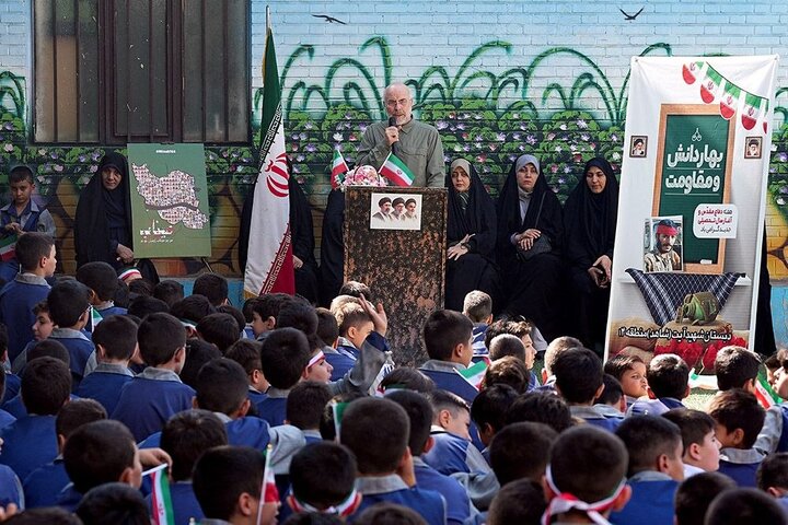 قالیباف خطاب به دانشآموزان: دهه نودیها و هشتادیها، آینده ایران را تضمین خواهند کرد قالیباف خطاب به دانشآموزان: دهه نودیها و هشتادیها، آینده ایران را تضمین خواهند کرد