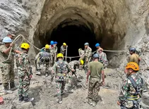 شمار جانباختگان سیل نپال به ۱۳۴۴ نفر رسید؛ ۴۸۸۶ نفر همچنان ناپدید هستند