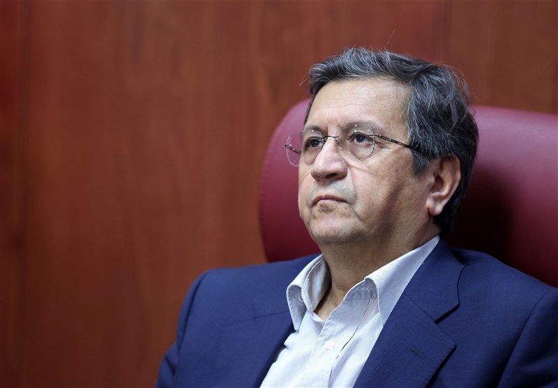 همتی: منابع مالی ایران به تدریج آزاد می‌شوند