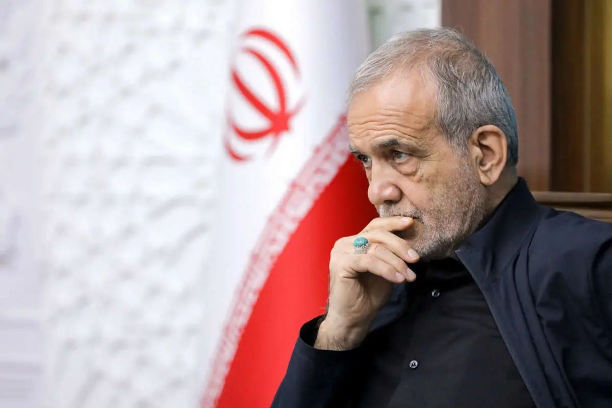 پزشکیان: برخلاف پخش گزینشی بیانات رهبر شهید در صداوسیما، ایشان بر ضرورت خاتمه «نه جنگ، نه صلح»، تأکید داشتند پزشکیان: برخلاف پخش گزینشی بیانات رهبر شهید در صداوسیما، ایشان بر ضرورت خاتمه «نه جنگ، نه صلح»، تأکید داشتند