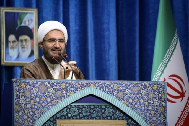 حاج علی اکبری: ، ضربه زدن به خانواده و فروپاشی آن نیز در دستور کار جریان ضلالت قرار گرفته حاج علی اکبری: ، ضربه زدن به خانواده و فروپاشی آن نیز در دستور کار جریان ضلالت قرار گرفته