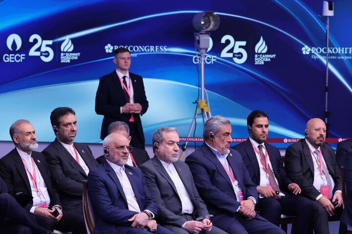 هشدار عراقچی درباره پیامدهای ماجراجویی نظامی اسرائیل در خلیج فارس و بازار جهانی گاز هشدار عراقچی درباره پیامدهای ماجراجویی نظامی اسرائیل در خلیج فارس و بازار جهانی گاز